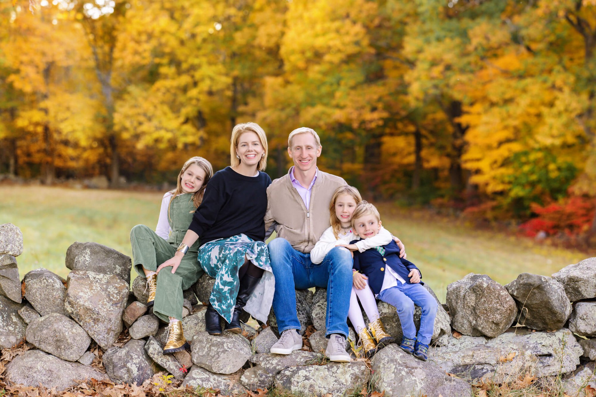 Lexington Chiesa Farm - Fall famiy photo in Boston-103