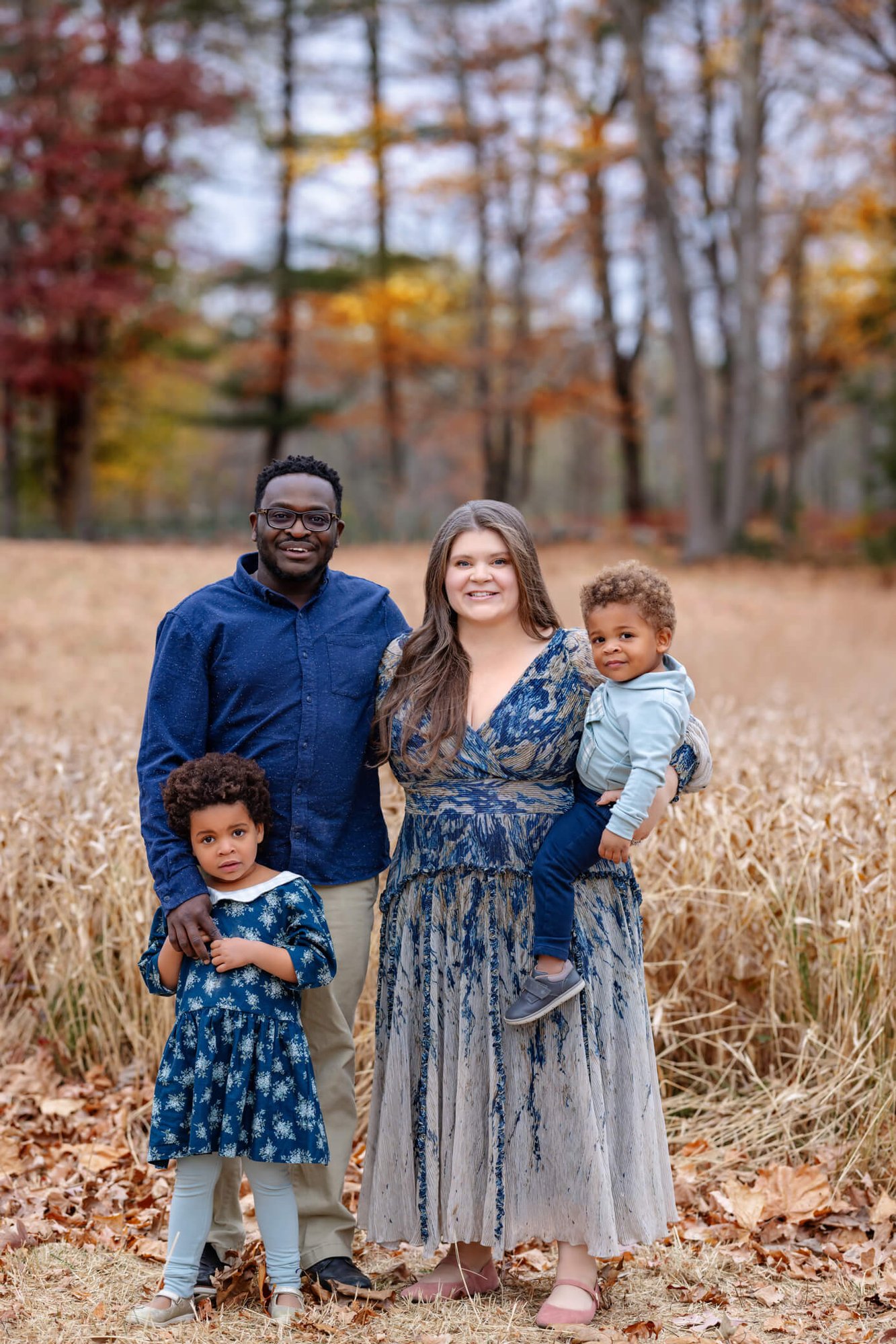 Old North Bridge Concord - Fall famiy photo in Boston-9