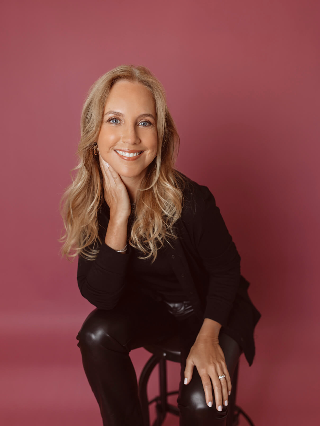 headshots in studio - women-31